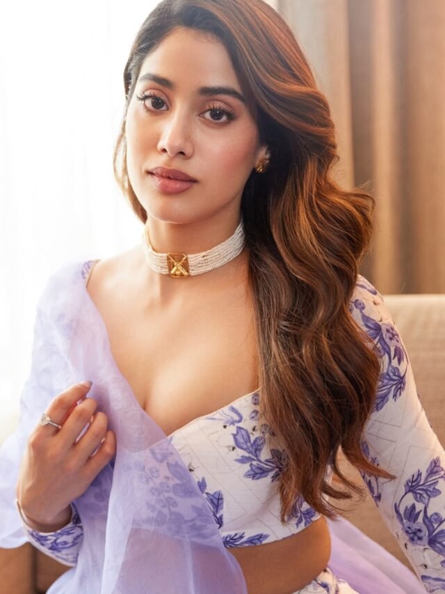 Janhvi Kapoor purple webstories (8)