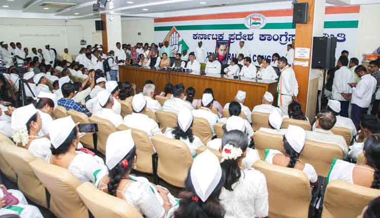 dk shivakumar honor meeting 1