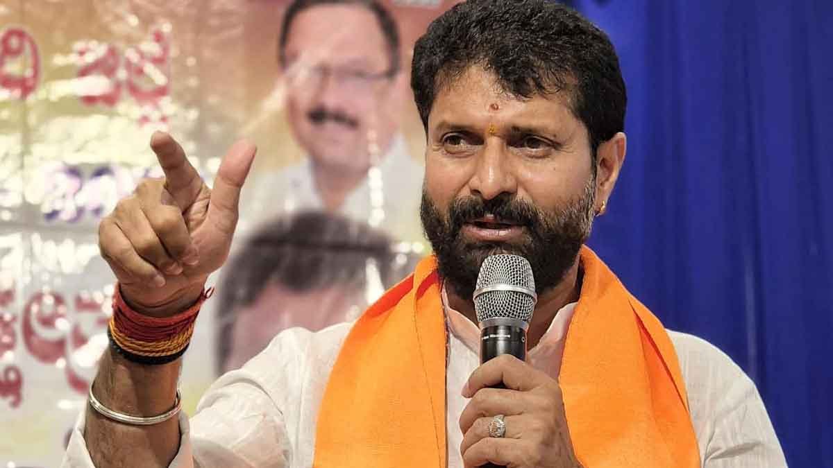 CT Ravi Fires on congress scams 0