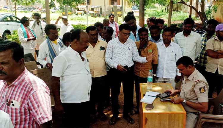 Dalith protests in Gudibande 1