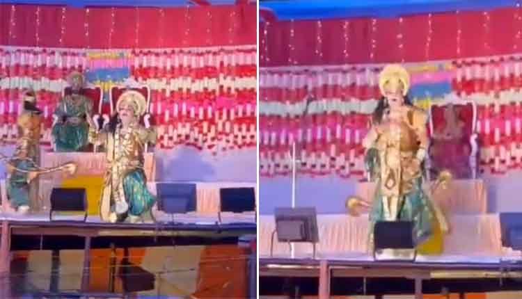 Artist died on stage in delhi