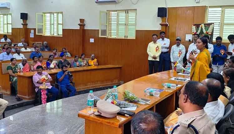 Roopakala Shashidhar cried in valmiki jayanthi 0