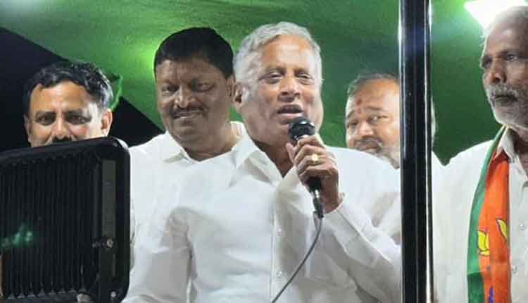 V Somanna comments on Siddaramaiah 1