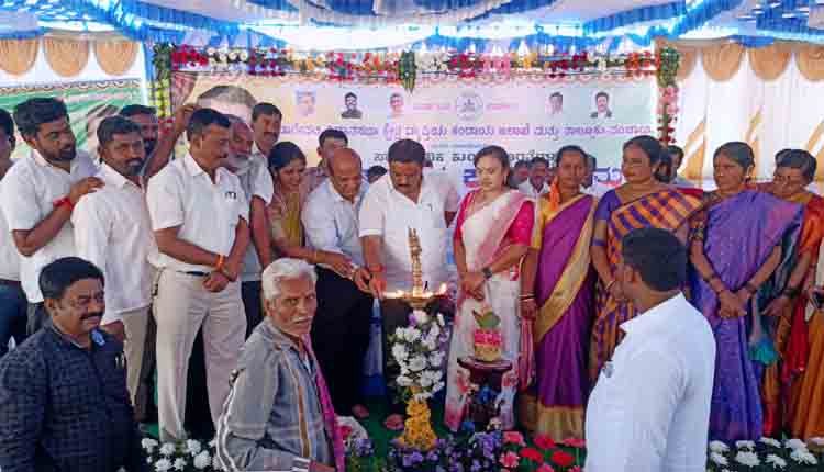 MLA Janaspandana Programme in Tirumani 1