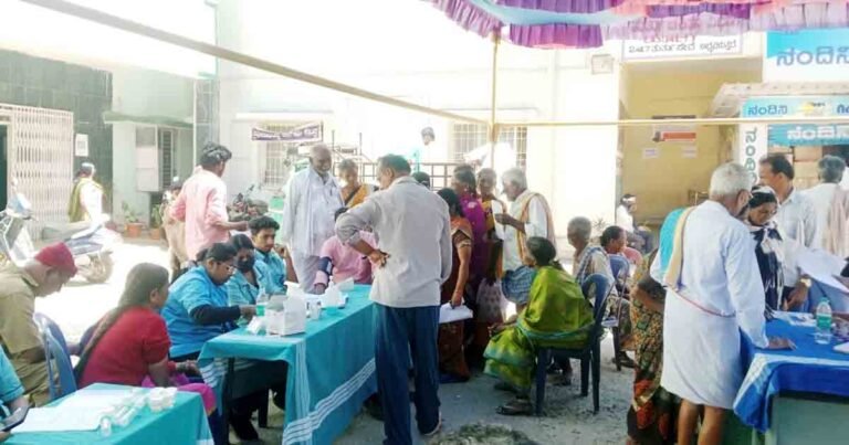 "Free health check-up camp at Chikkaballapur Public Hospital organized by Akash Super Specialty Hospital and SN Subba Reddy Charitable Trust"