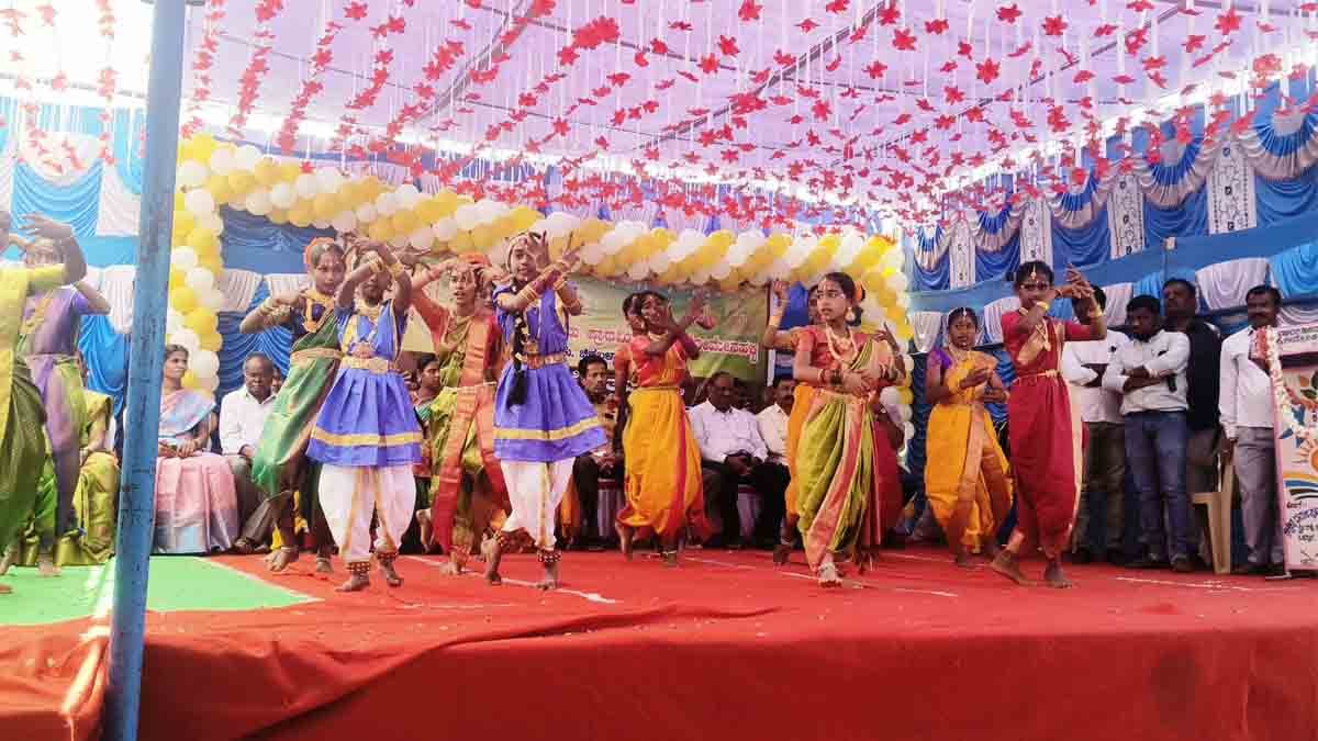 PM Shri School Annual Day Celebration in Gudibande – Students Performing and Celebrating