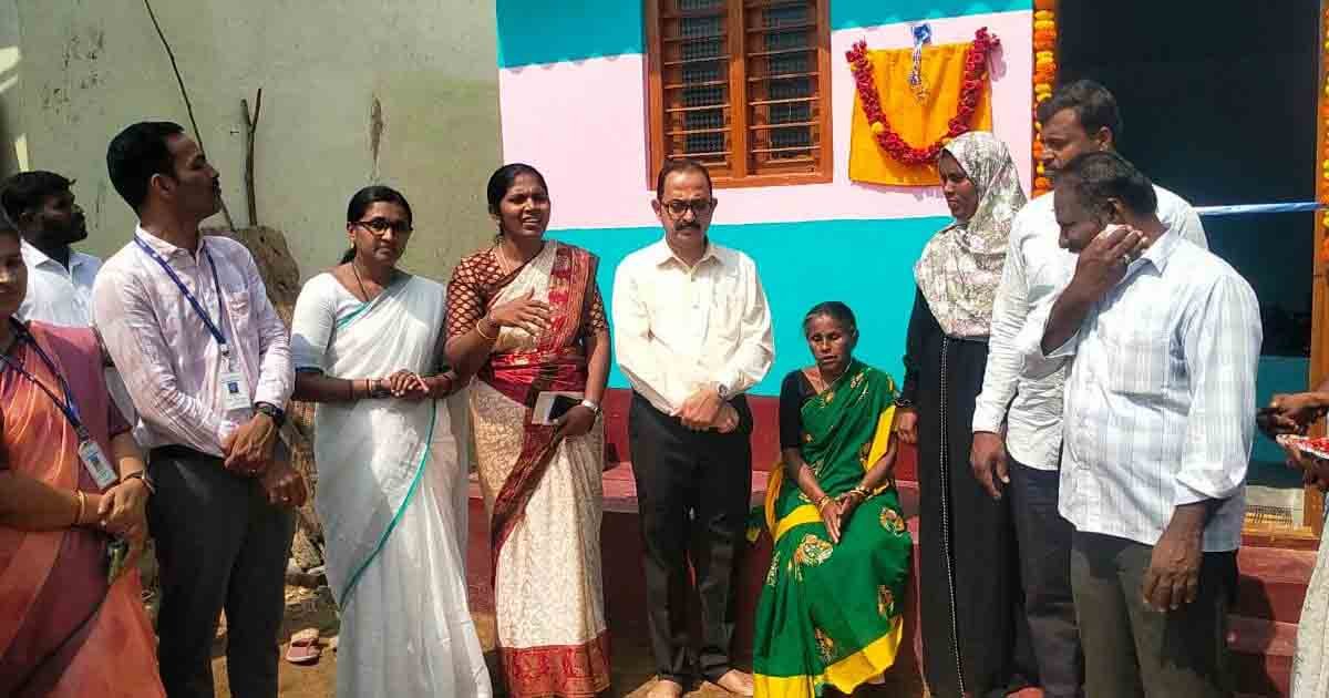 Dharmasthala - Muddamma receiving a newly constructed house under the Dharmasthala Vatsalya Program in Chikkaballapur district