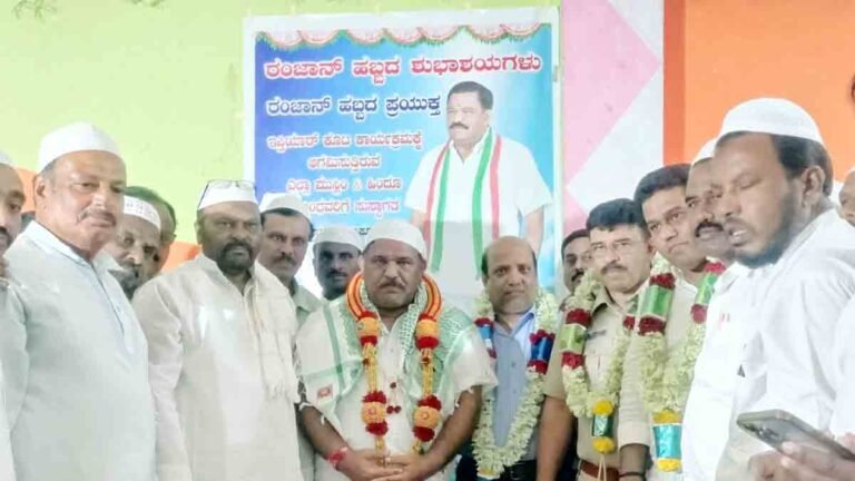 Ramzan - Hindu and Muslim community members sharing an Iftar meal in Gudibande, promoting communal harmony during Ramadan