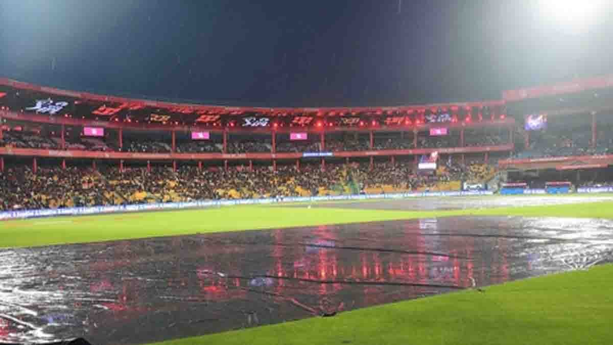 RCB vs PBKS IPL 2025 Match Rain Delay Update at Chinnaswamy Stadium