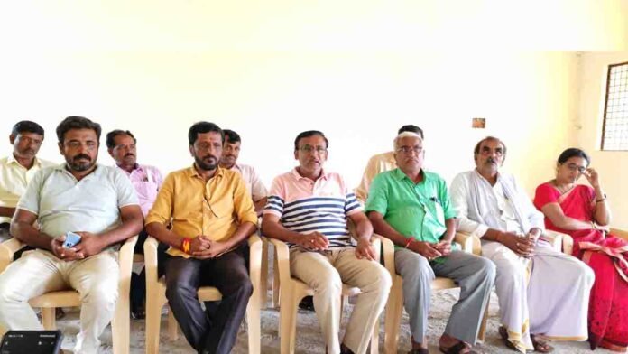 Local News - Kempegowda Jayanti in Gudibande with cultural troupes and dignitaries