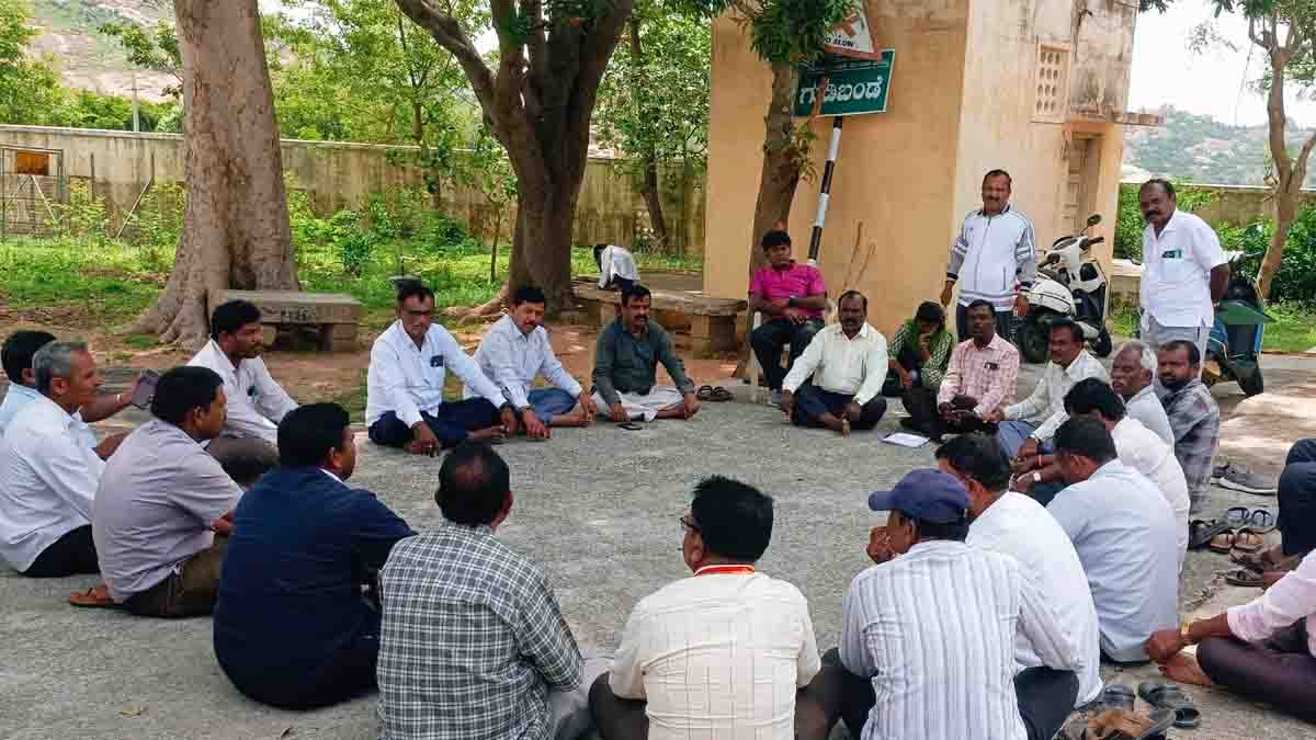 V. Shriramappa elected as SC-ST Employees Association President in Gudibande Taluk election ceremony, Chikkaballapur district