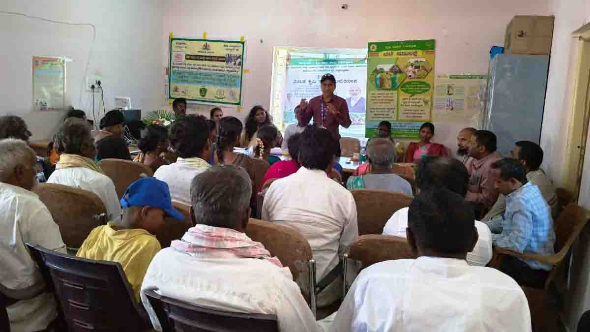 Farmers at Vikasita Krishi Sankalpa program in Gudibande, listening to agricultural guidance