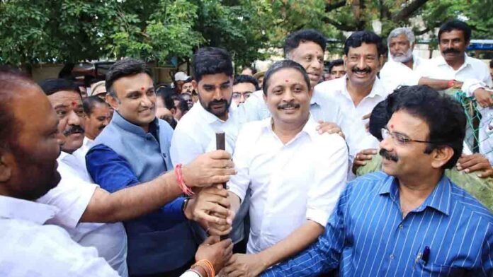 AMRUT 2.0 drinking water project foundation stone laid in Gudibande; dignitaries gathered, stage event canceled due to rain