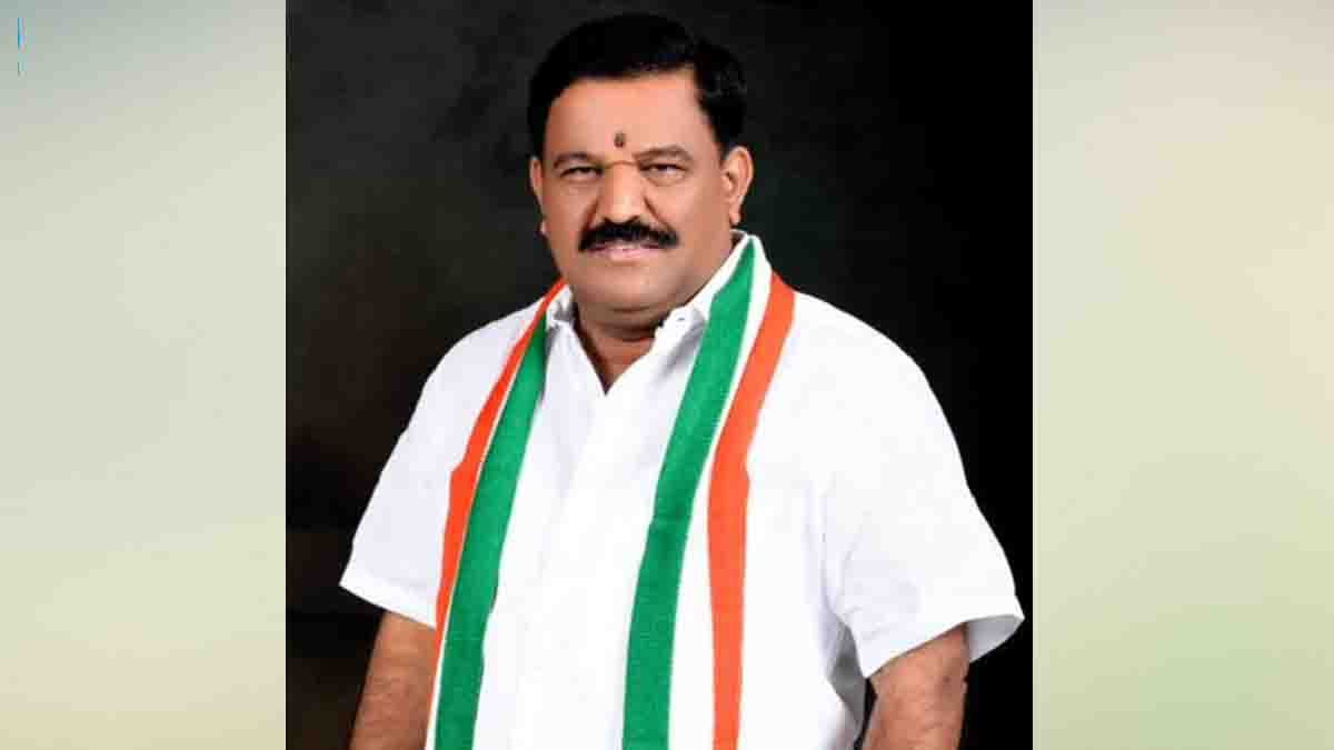 ED Raid: ಕಾಂಗ್ರೇಸ್ ಶಾಸಕ ಸುಬ್ಬಾರೆಡ್ಡಿ ಮೇಲೆ ಇಡಿ ದಾಳಿ, ಈ ದಾಳಿ ರಾಜಕೀಯ ಪ್ರೇರಿತ, ಕಾಂಗ್ರೇಸ್ ಮುಖಂಡರ ಪ್ರತಿಭಟನೆ...! 1 ED raid at MLA Subbareddy’s residence and offices in Bengaluru