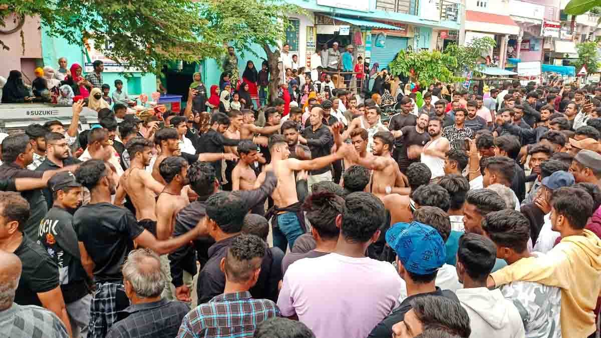 Moharram Procession in Gudibande – Devotees Mourn Hasan and Husayn’s Sacrifice