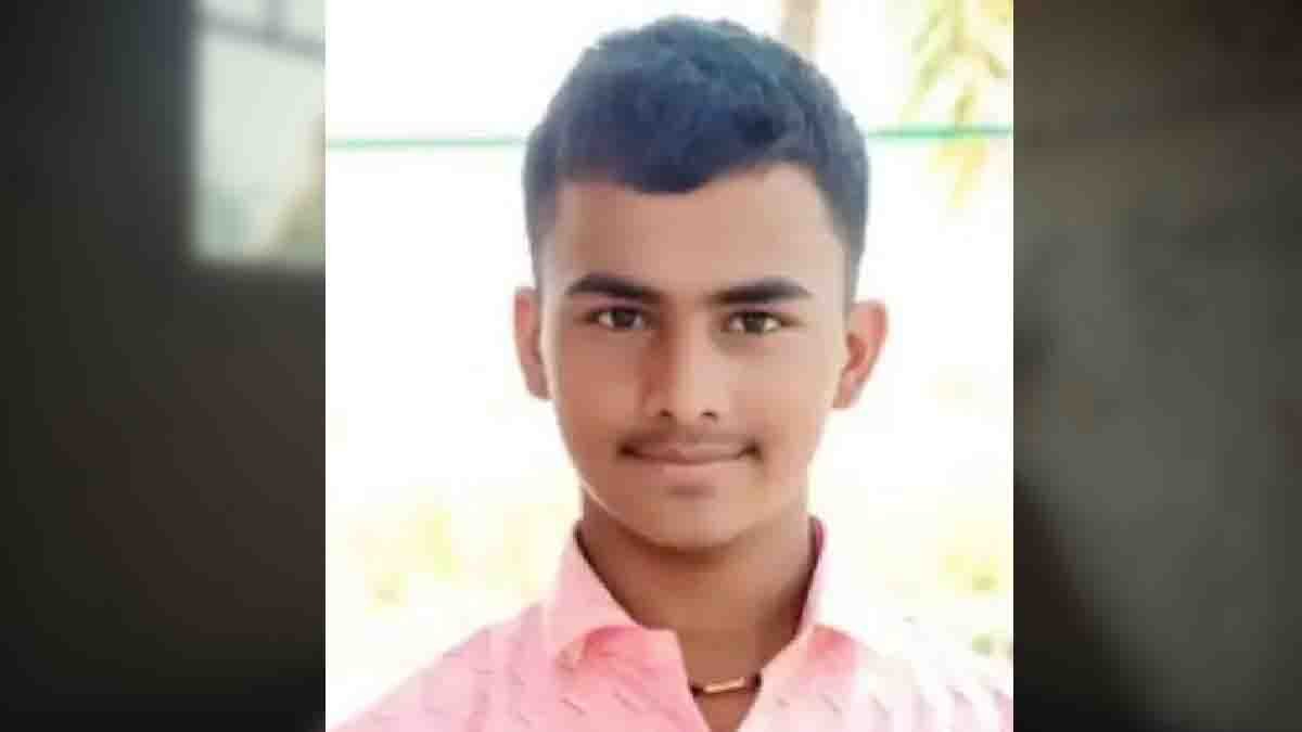 Solapur Teen boy mourns mother seen in dream – tragic suicide of NEET aspirant