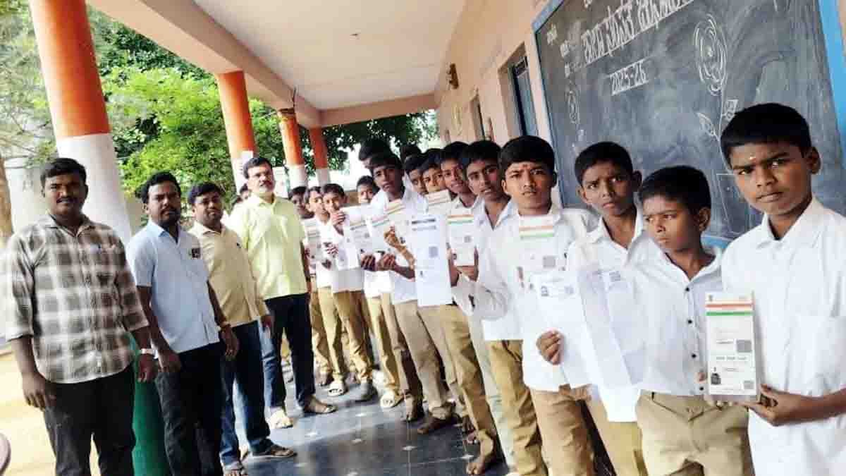 Local News - Students participating in a school parliament election event at Machahalli Government High School, Gudibande