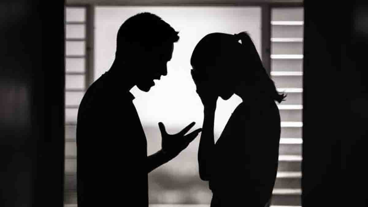 Telangana Mahabubabad TV serial family dispute wife suicide attempt with son hospitalized