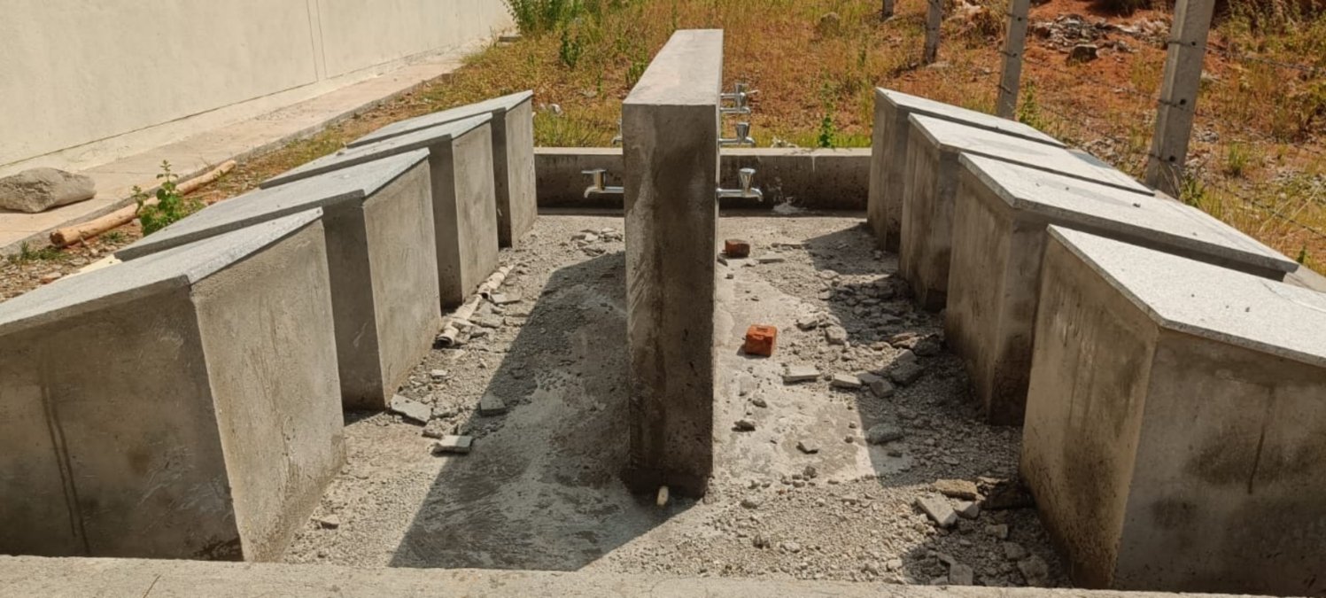 Local News : 3 ವರ್ಷ ಕಳೆದರೂ ಅಪೂರ್ಣ ಕಾಮಗಾರಿ: "ಅಂಬೇಡ್ಕರ್ ವಸತಿ ಶಾಲೆ"ಗೆ ವಿದ್ಯಾರ್ಥಿಗಳ ಪ್ರವೇಶ - ಕೊರತೆಗಳ ರಾಶಿ! 2 local news