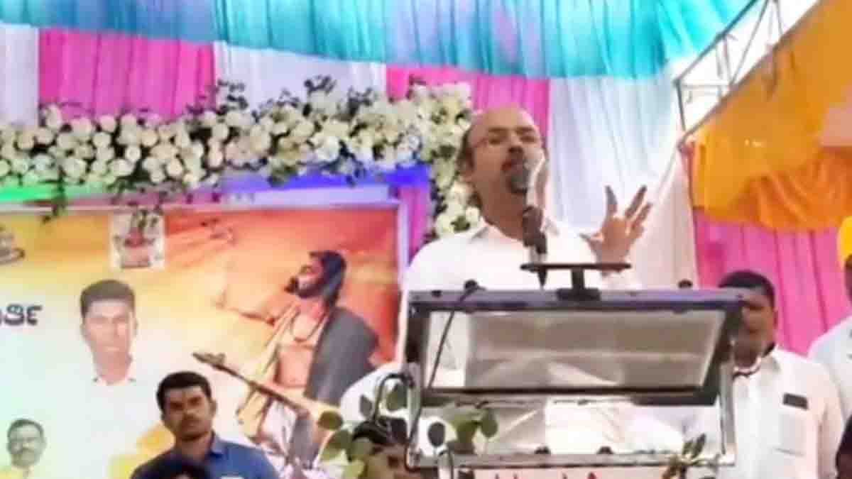 Dr. Yathindra Siddaramaiah clarifies his remarks and praises Satish Jarkiholi for ideological leadership in Karnataka politics