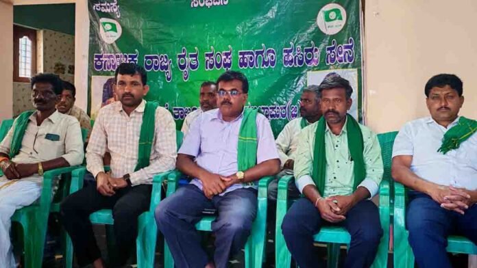 Karnataka Farmers’ Union press meet, H.P. Ramanath announcing Belagavi Chalo protest to address farmers’ issues