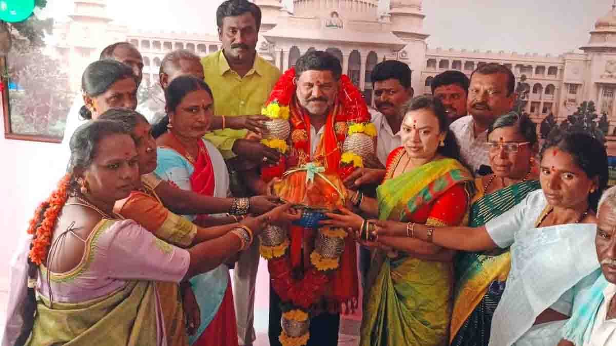 MLA S N Subbareddy inaugurating the newly constructed Gram Panchayat building at Thirumani village in Gudibande taluk, Chikkaballapur district