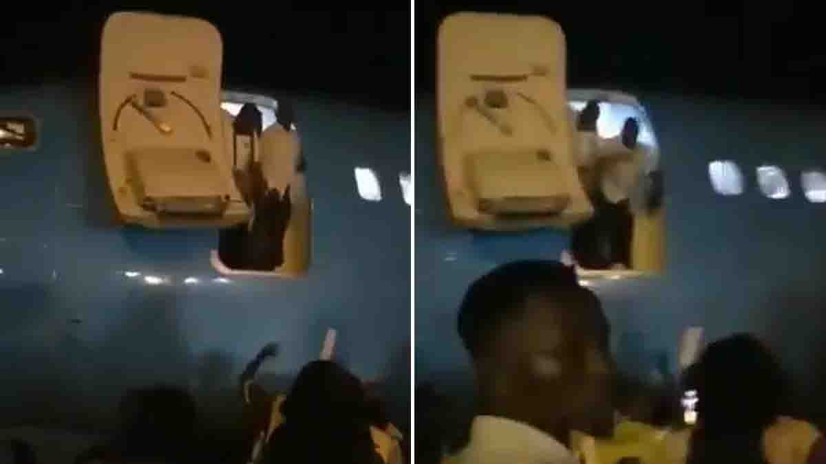 Viral video shows Air Congo passengers jumping from a plane after landing at Kindu Airport in the Democratic Republic of the Congo