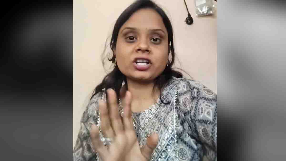 Heartbreaking suicide case in Ballari where a 23-year-old married woman died by suicide while recording a live video