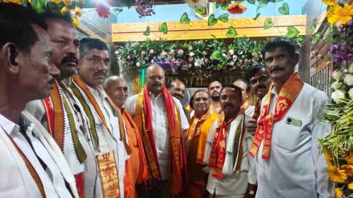 Spiritual event with devotees at Lakshmi Venkataramana Swamy Temple in Palya Kere village