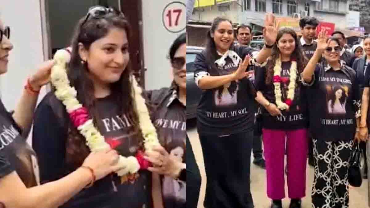 Meerut Divorce Video : ಮಗಳ ವಿಚ್ಛೇದನಕ್ಕೆ ಅದ್ಧೂರಿ ಸಂಭ್ರಮಾಚರಣೆ! ಮೀರತ್ ನಿವೃತ್ತ ನ್ಯಾಯಾಧೀಶರ ಈ ನಡೆಗೆ ನೆಟ್ಟಿಗರು ಫಿದಾ...! 2 Meerut divorce video shows father celebrating daughter freedom with DJ band