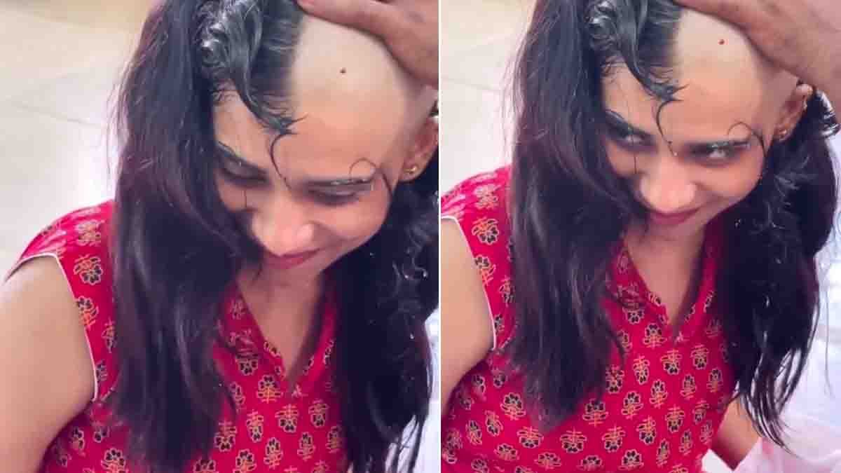 Young Woman Shaves Head : ಮದುವೆ ಬೇಡವೆಂದು ತಲೆ ಬೋಳಿಸಿಕೊಂಡ ಯುವತಿ: ಅಮ್ಮನಿಗೆ ಶಾಕ್ ಕೊಟ್ಟ ಮಗಳ ವೈರಲ್ ವಿಡಿಯೋ! 2 Young woman shaves her head in a viral social media video that has sparked widespread discussion online.