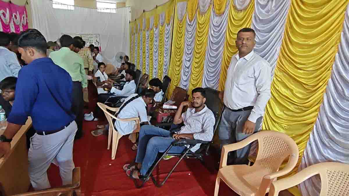 Voluntary blood donation camp organized by Indian Red Cross Society and Gudibande Public Hospital in Chikkaballapur district