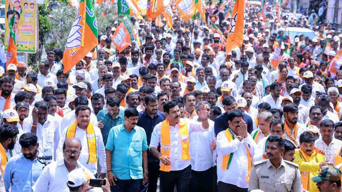 B Y Vijayendra Attacks Congress Over Guarantee Schemes in Karnataka at Bagepalli